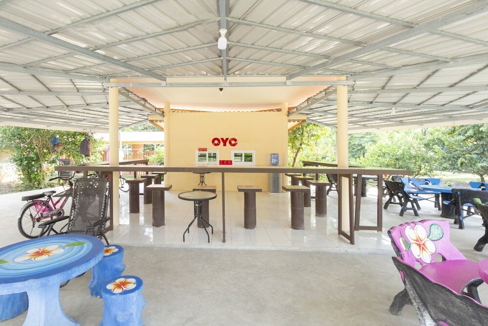 Фото Oyo 75359 Thaiburi Thara Resort