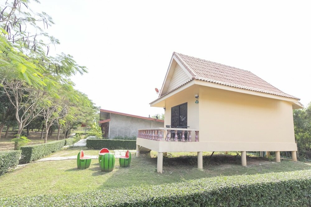 Фото Oyo 75359 Thaiburi Thara Resort