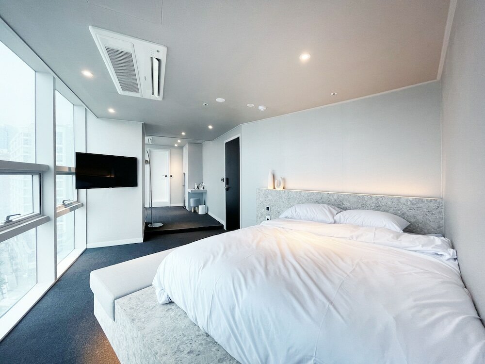 Фото Uh Suite The Haendae