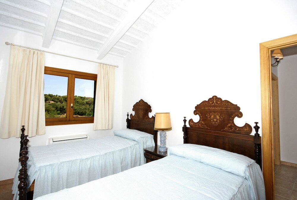 Фото Finca Agroturismo Sa Cova den Borino