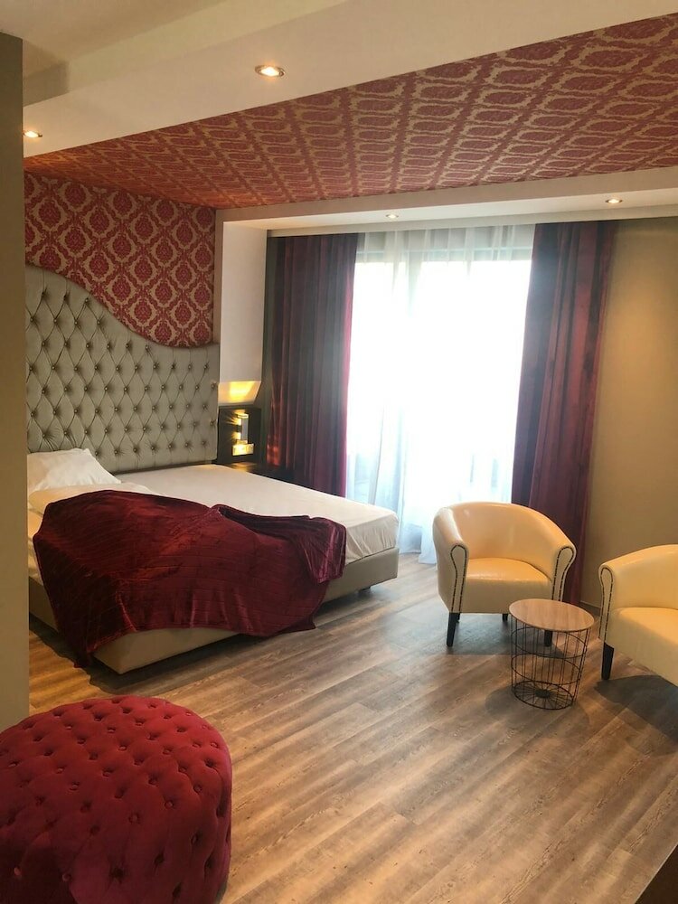 Фото Hotel Athen Kelsterbach Airport