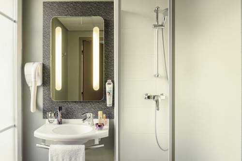 Фото Ibis Paris Levallois Perret