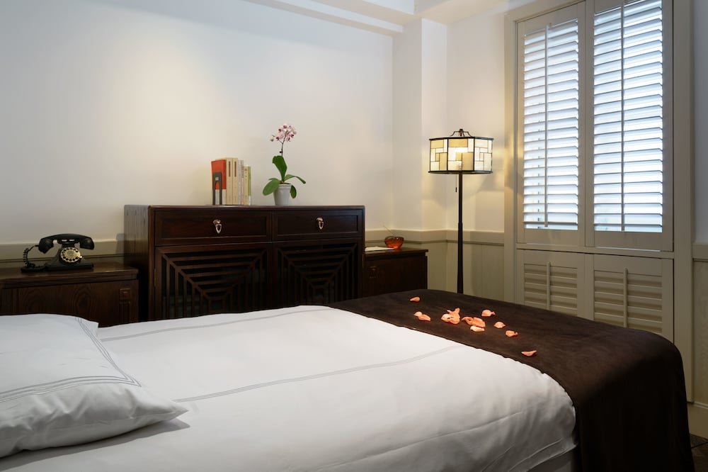 Фото Relais & Chateaux Chaptel Hangzhou Hotel