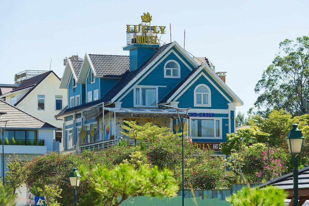 Фото отеля 1