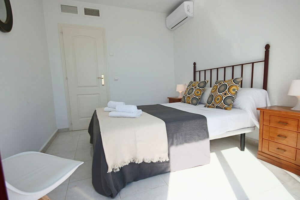 Фото New 2019 Exclusive Frontline Duplex Penthouse