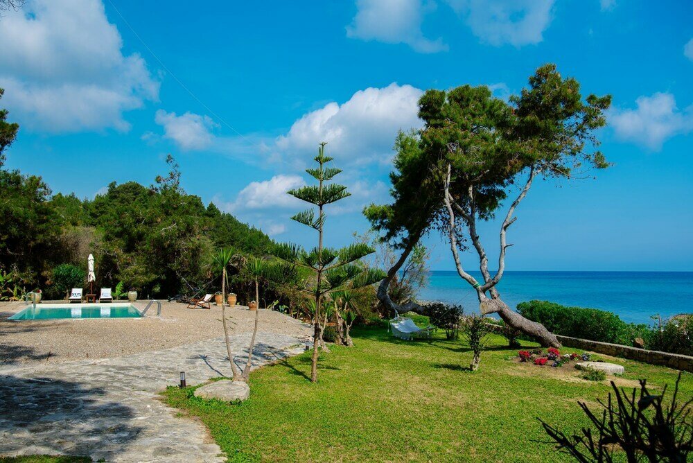 Фото Azzuro Beach House