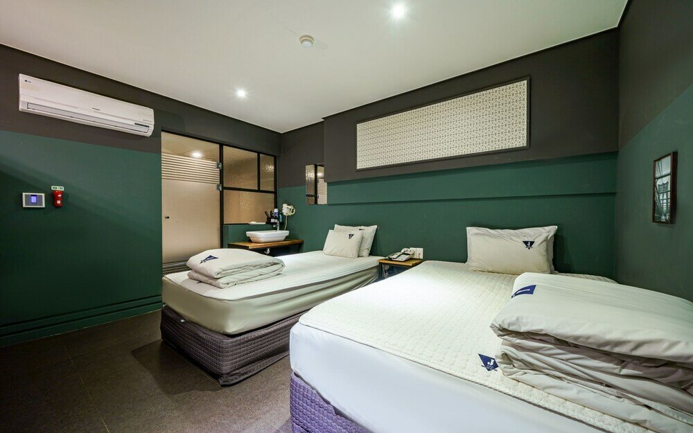 Фото Busan Umgung Hotel Roda