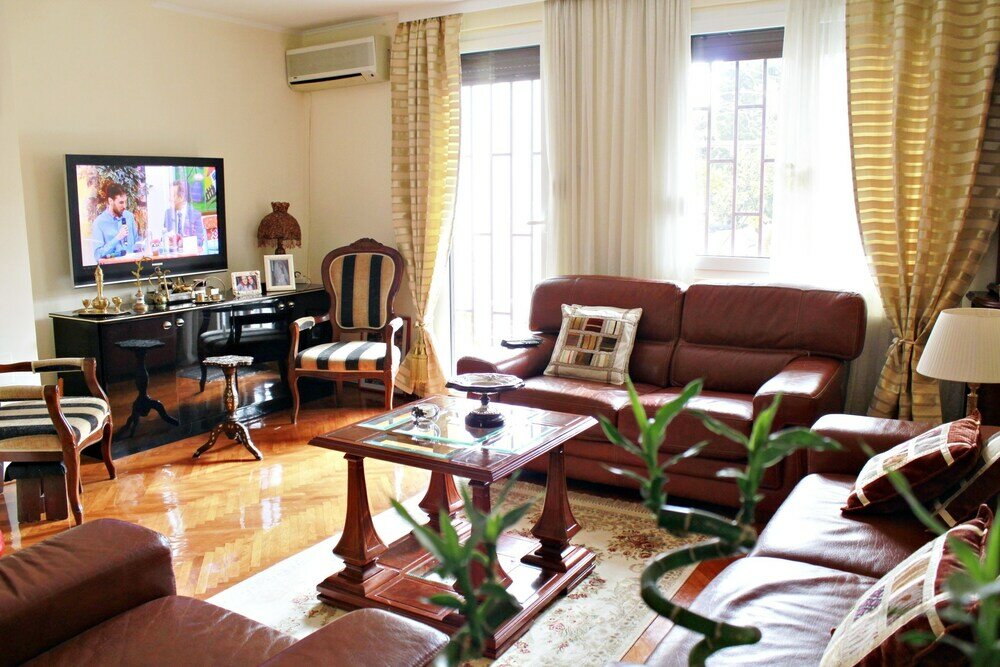 Фото Family Holiday Home