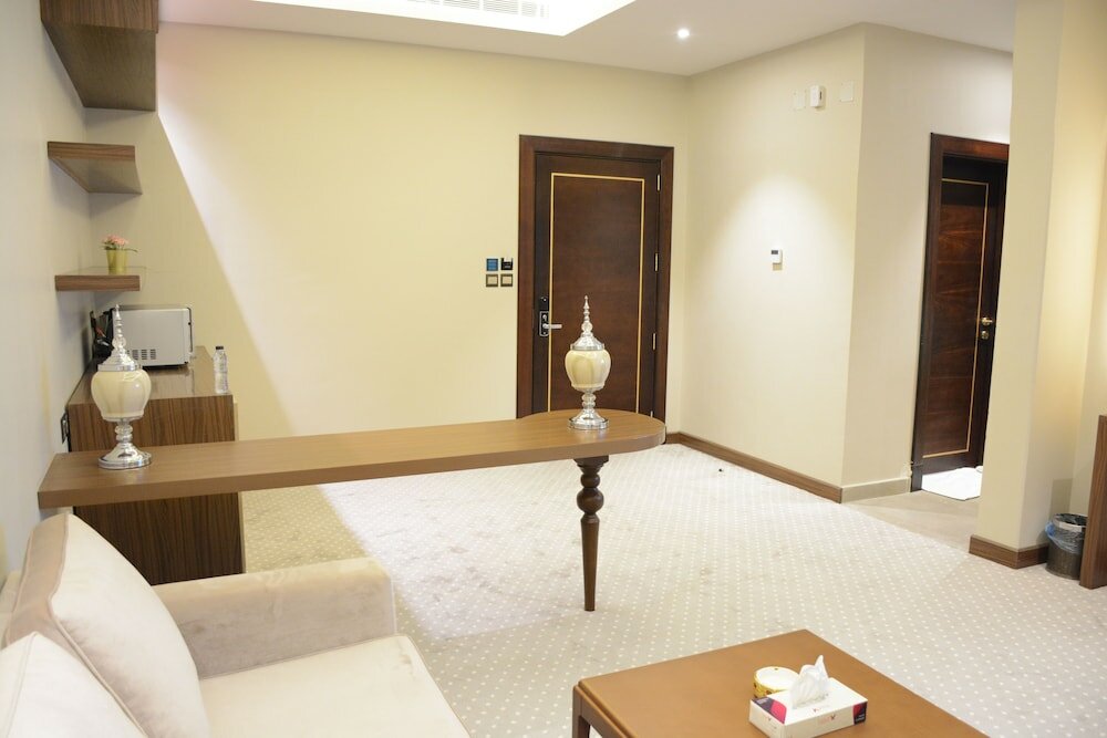 Фото Al-Ewan Hotel Apartments