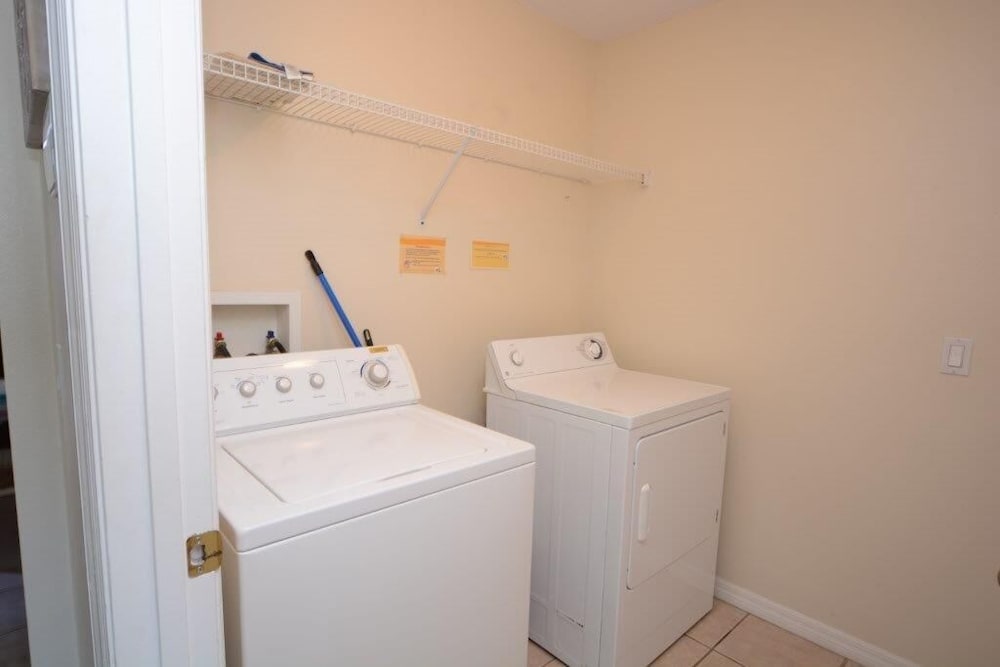 Фото 3 Bedroom Orlando Vacation Pool Home With Water View, Hot Tub, Games Room Near Disney!