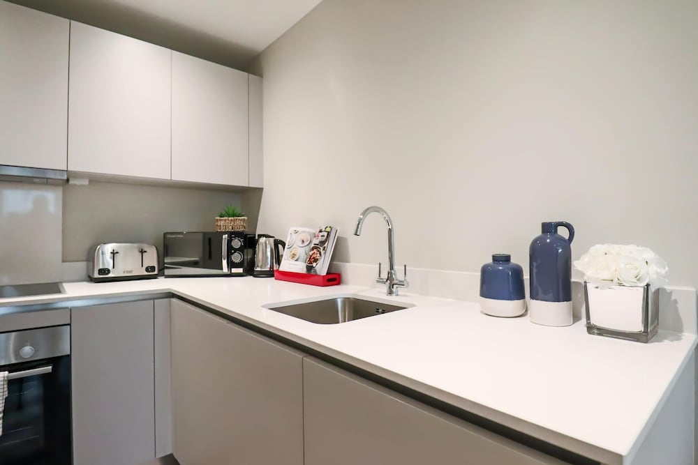 Фото Portfolio Apartments- Welwyn Town Centre