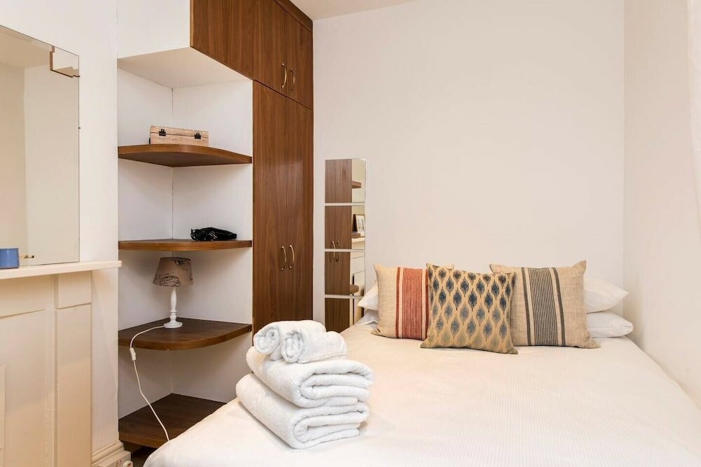 Фото Fab 2 Br Flat in Paddington Close to Hyde Park