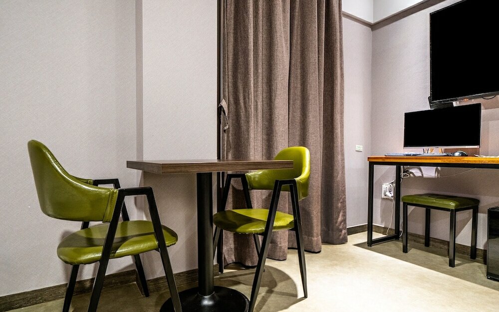 Фото Yongin Soseol Smith Hotel