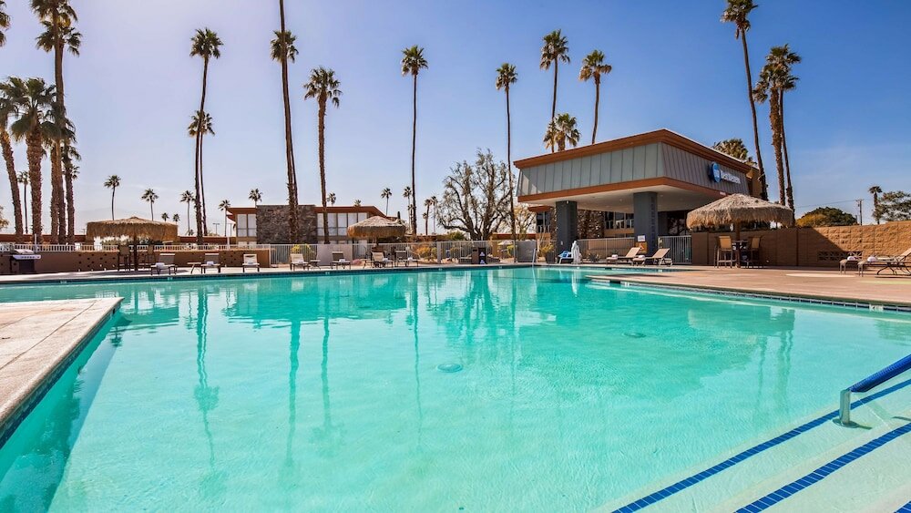 Фото Best Western Date Tree Hotel