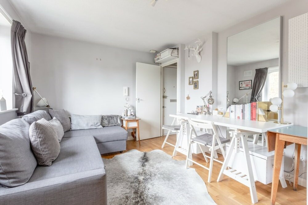Фото Chic and Cosy 1 Bed Flat in Nw-london