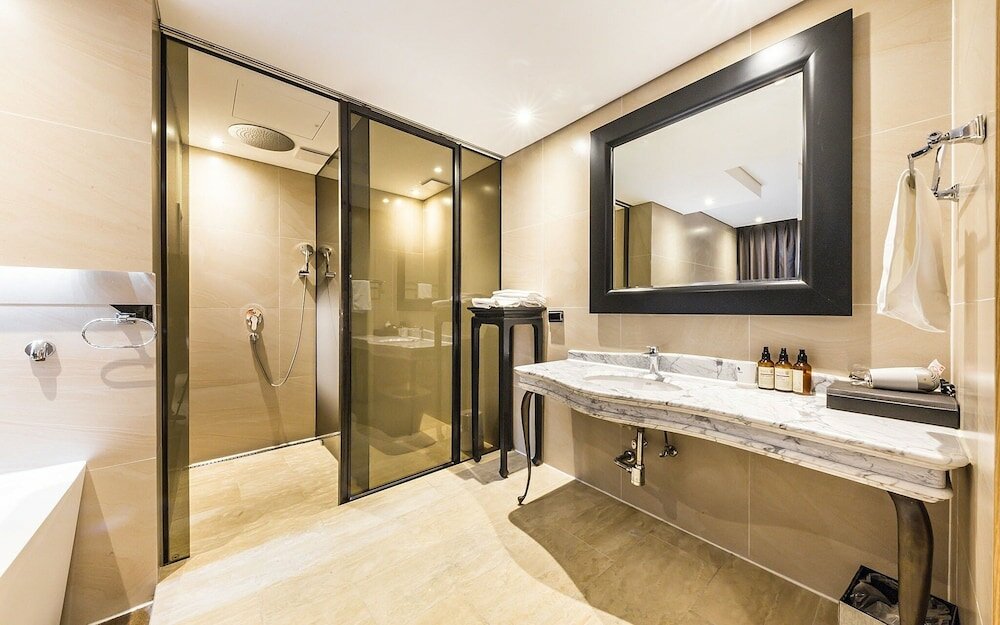 Фото Yeoksam Rich Well