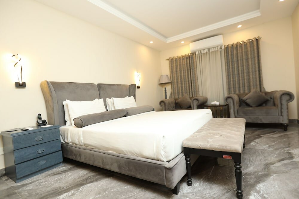 Фото Magnum Swiss Inn