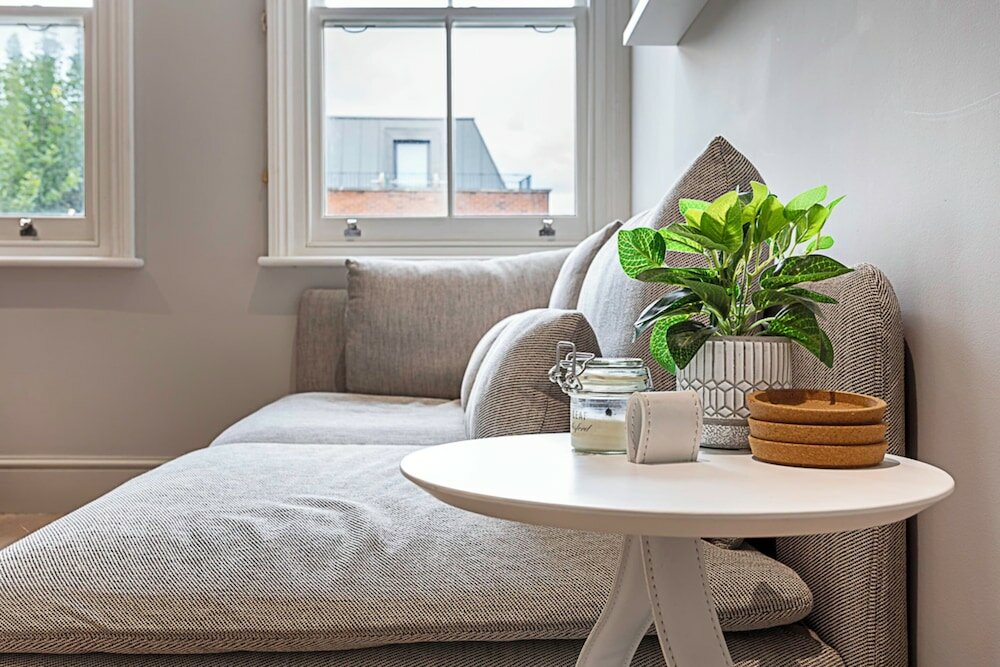 Фото Fulham Serenity: Your Charming 2-bed Retreat