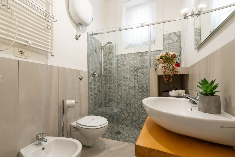 Фото Palazzo della Porta - VIA Toledo 55