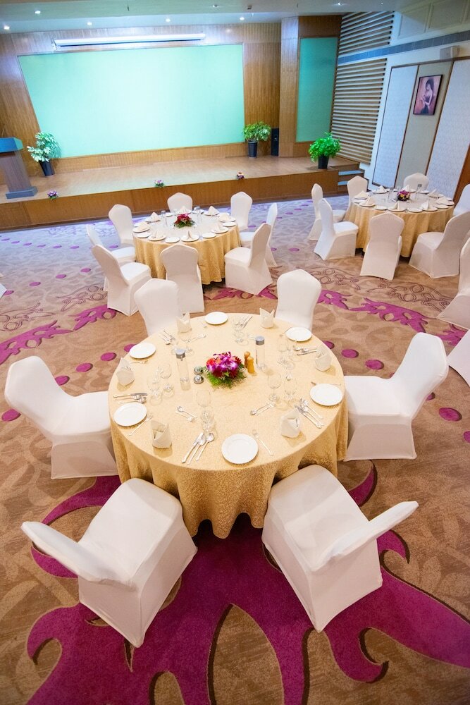 Фото Classic Grande Imphal - A Member of Radisson Individuals