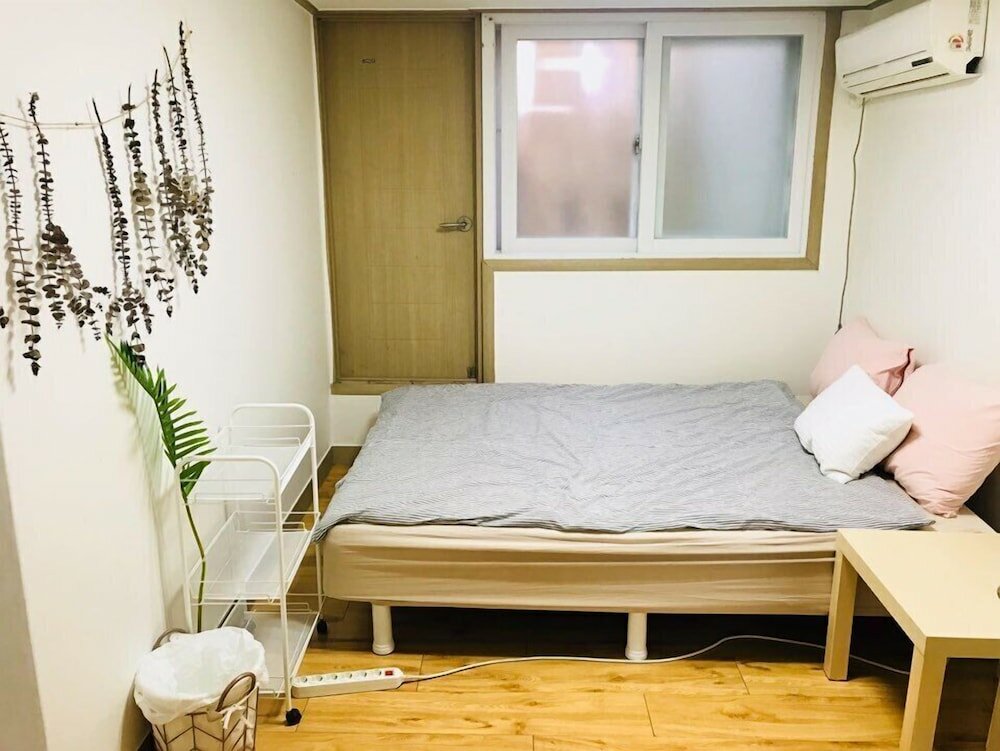 Фото 1 Kay House - Place 4 - Hostel