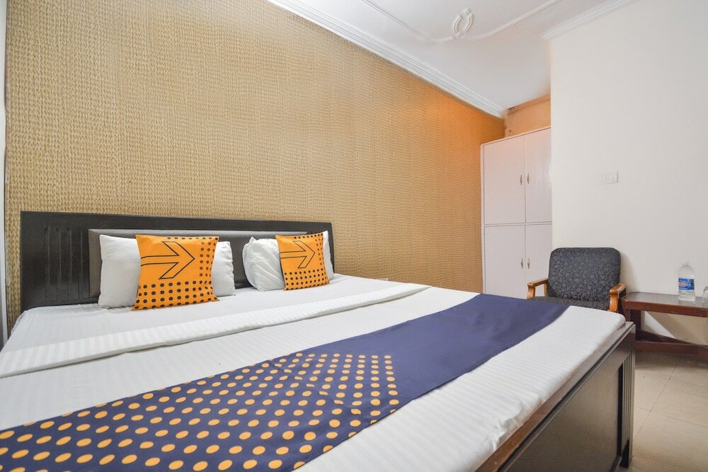 Фото Spot On 36686 Hotel Om Shanti Palace