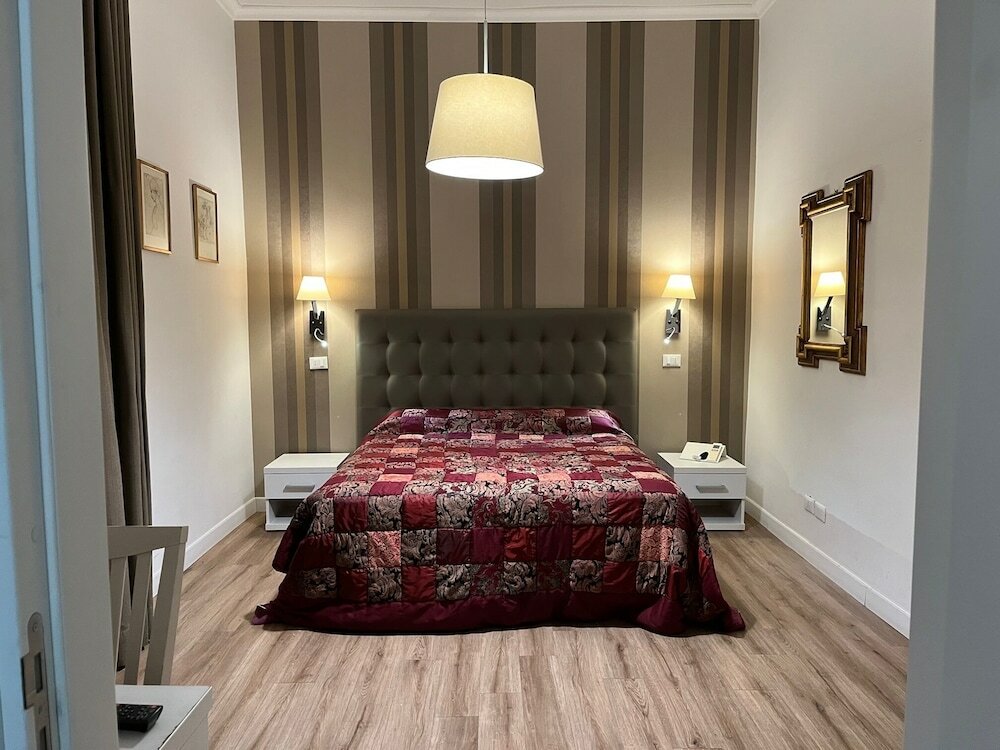 Фото Camere con vista sul Chiostro Di Michelangelo