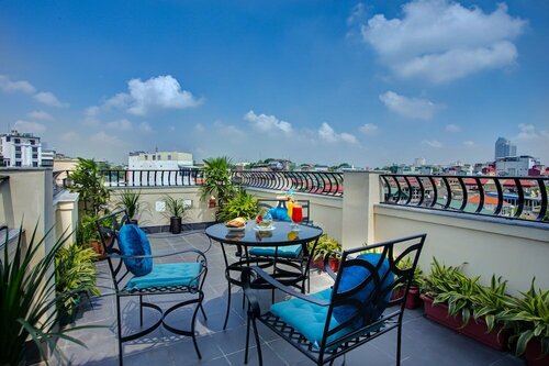 Внешний вид отеля Ambassador Hanoi Hotel & Travel в Ханом, фото 1