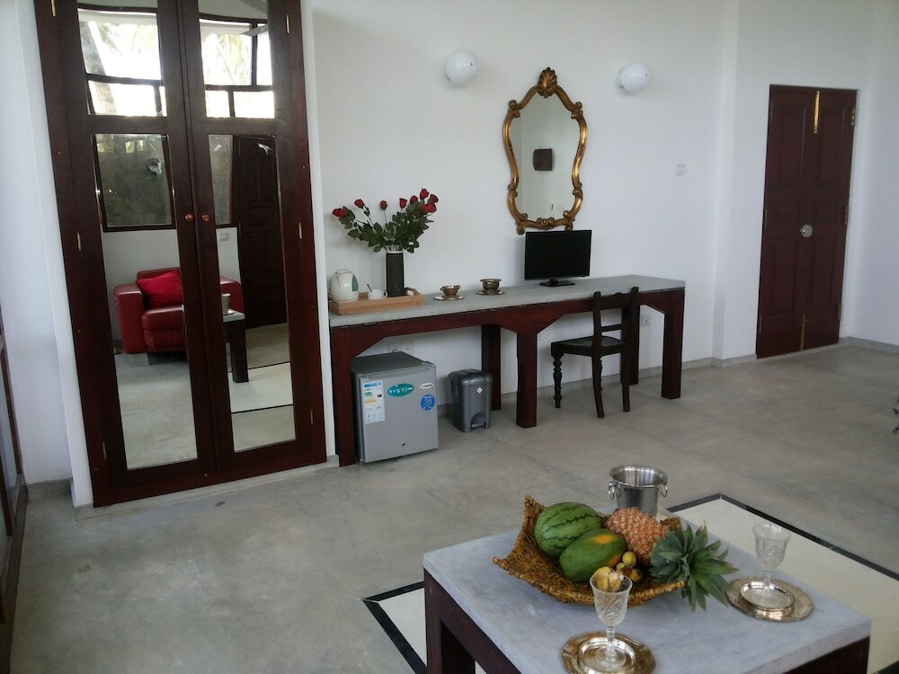 Фото Nirvana Beach Boutique Hotel