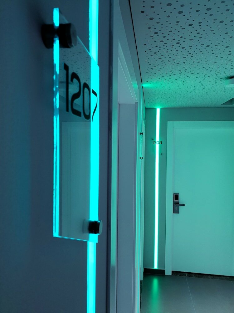 Фото Metro Hotel Tirana