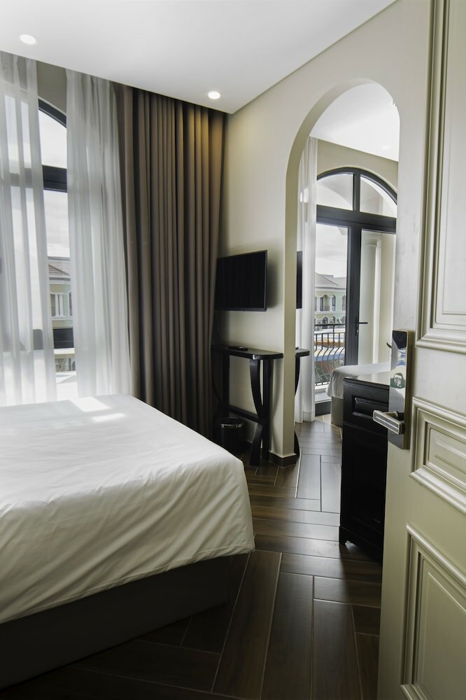 Фото 2Stay Tropical Grand World Phu Quoc