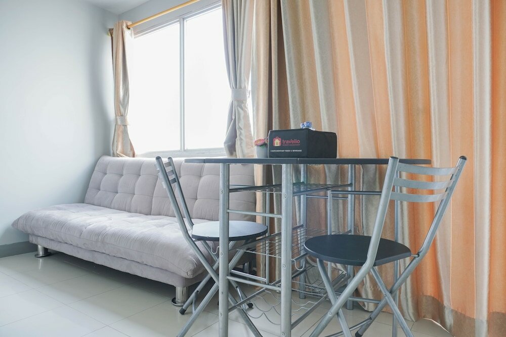 Фото Spacious And Homey 3Br At Seasons City Apartment