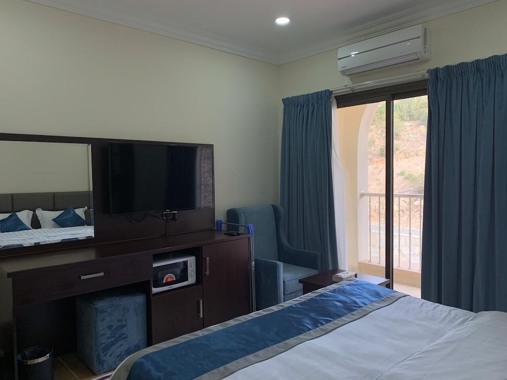 Фото Kyan Shada Albaha