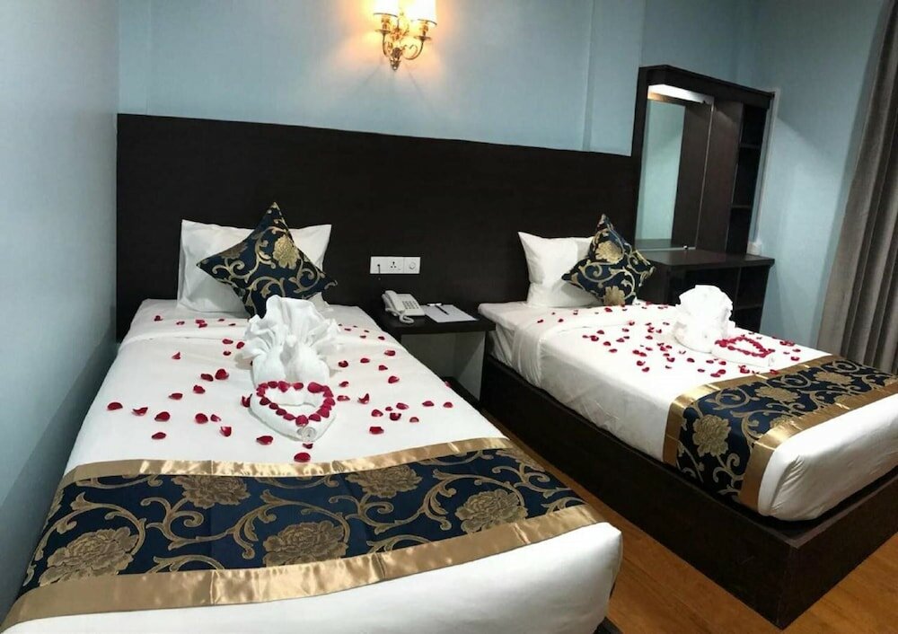 Фото Hotel San Taw Win