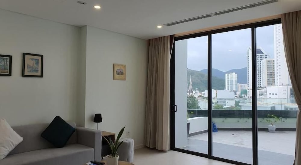 Фото Wise Stay Scenia Bay Nha Trang