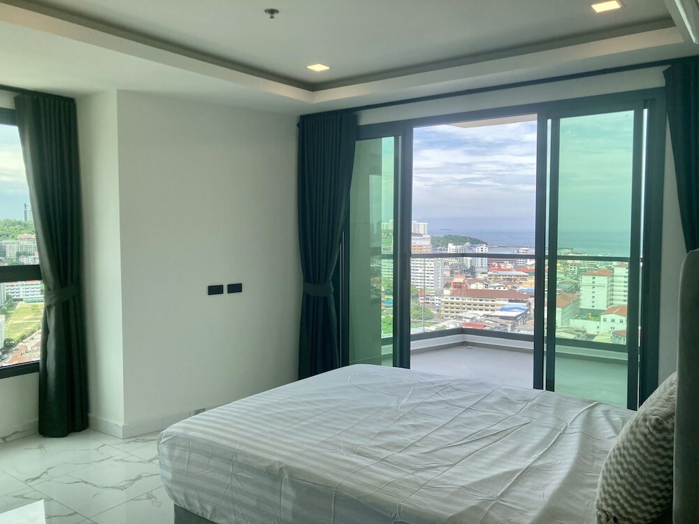 Фото Arcadia Millennium Tower by Psr