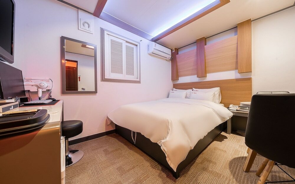 Фото Bucheon A Hotel