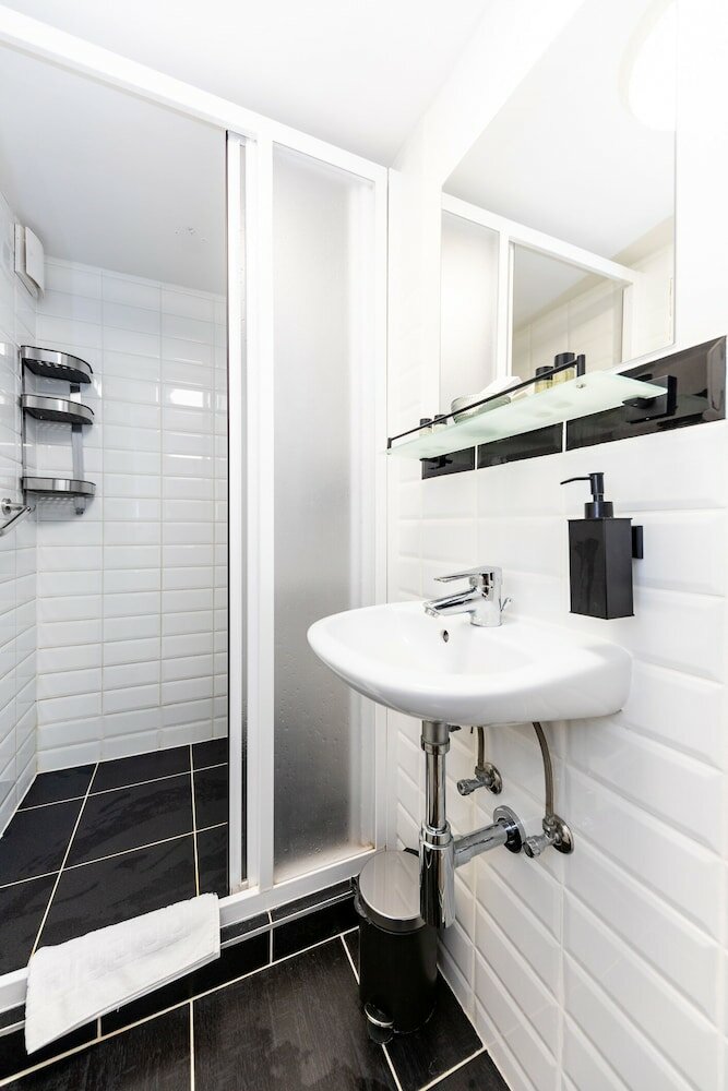 Фото Adagio Downtown Rooms