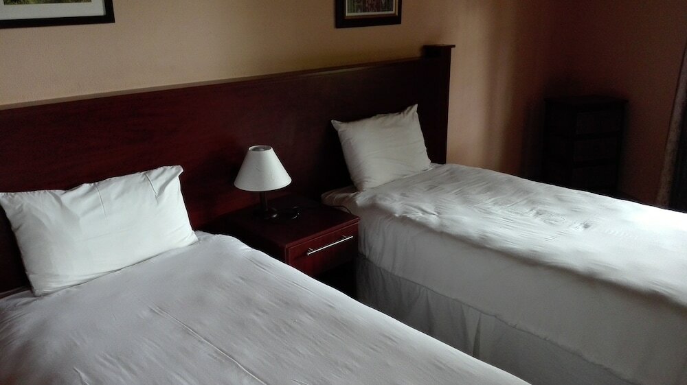 Фото Mambedi Country Lodge