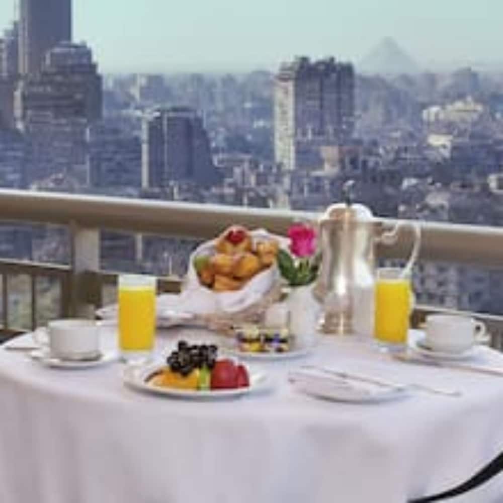 Фото Conrad Cairo