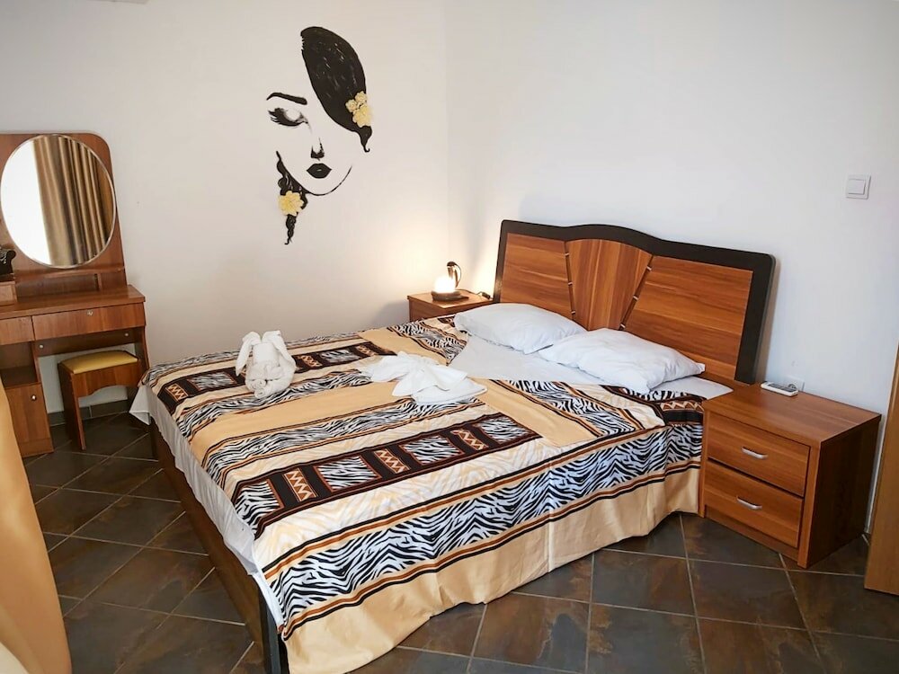 Фото Magnolia Garden Hotel