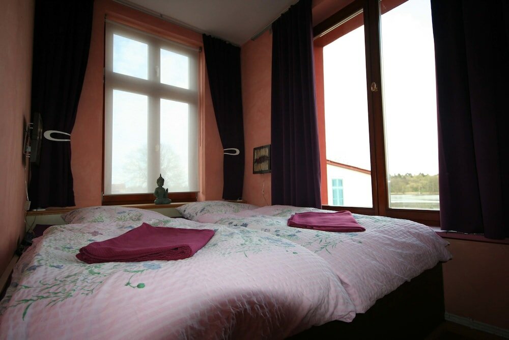 Фото Cour De Berlin