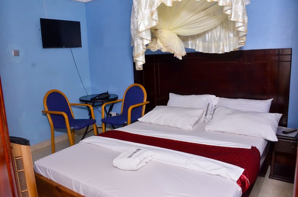 Фото Bliss Hotel Nansana