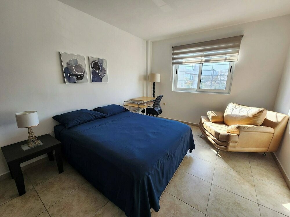 Hotel Comfortable Apartment In Tec Zone - 3 Mi, Monterrey, photo