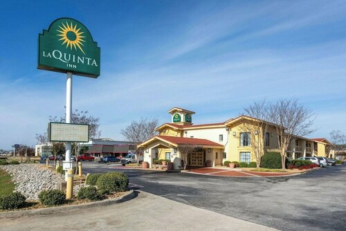 Гостиница La Quinta Inn by Wyndham Huntsville Research Park в Хантсвилле