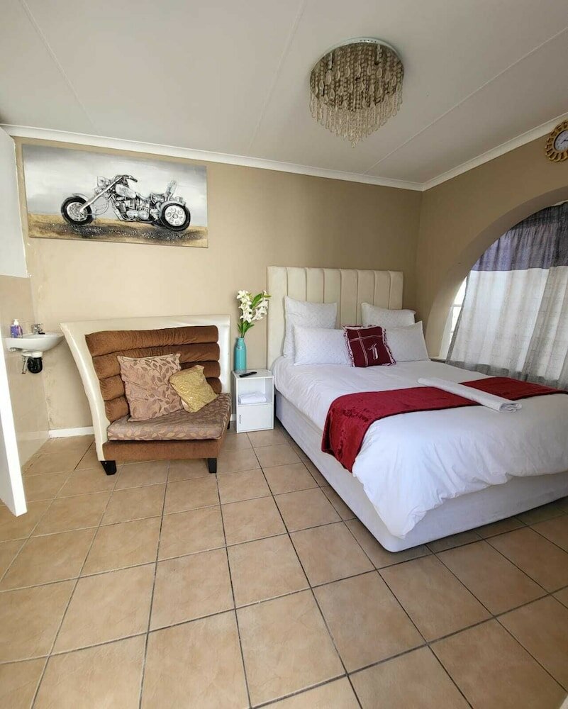 Фото Sky View Guest House Randpark Idge