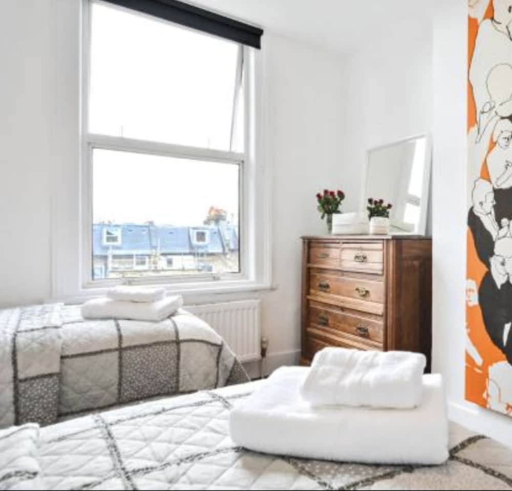 Фото Maida Vale Queens Park Warwick Avenue