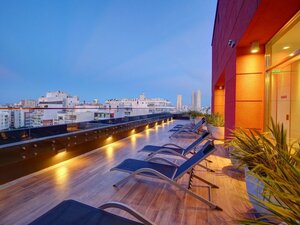 Гостиница Quartier Hollywood