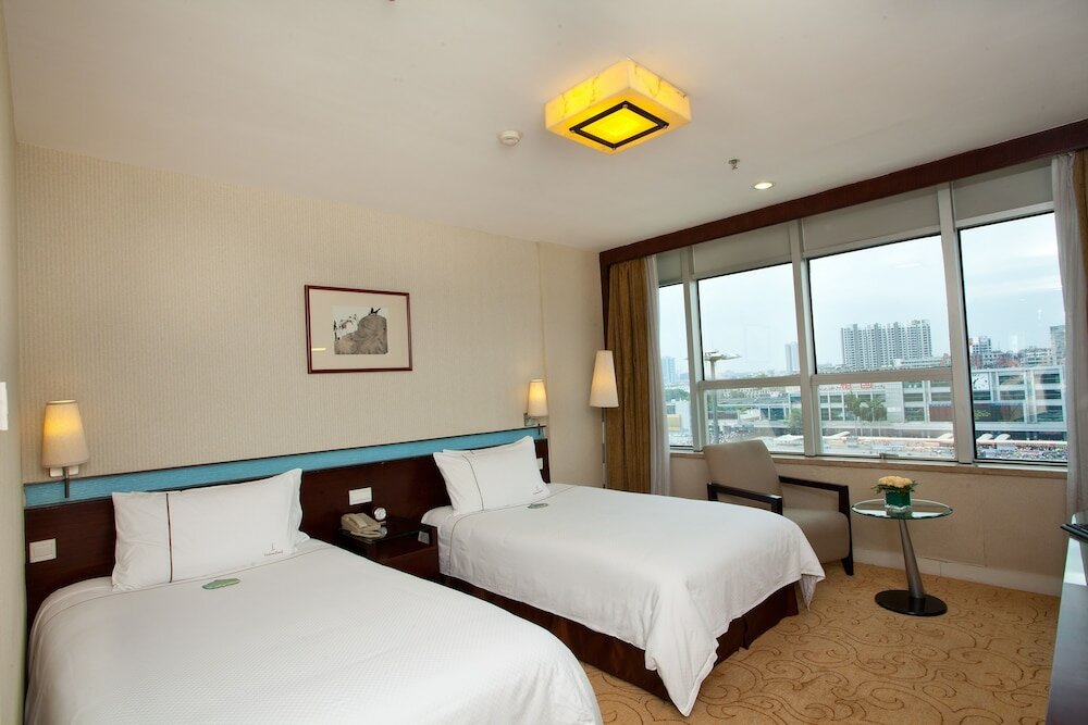 Фото Liuhua Hotel Guangzhou