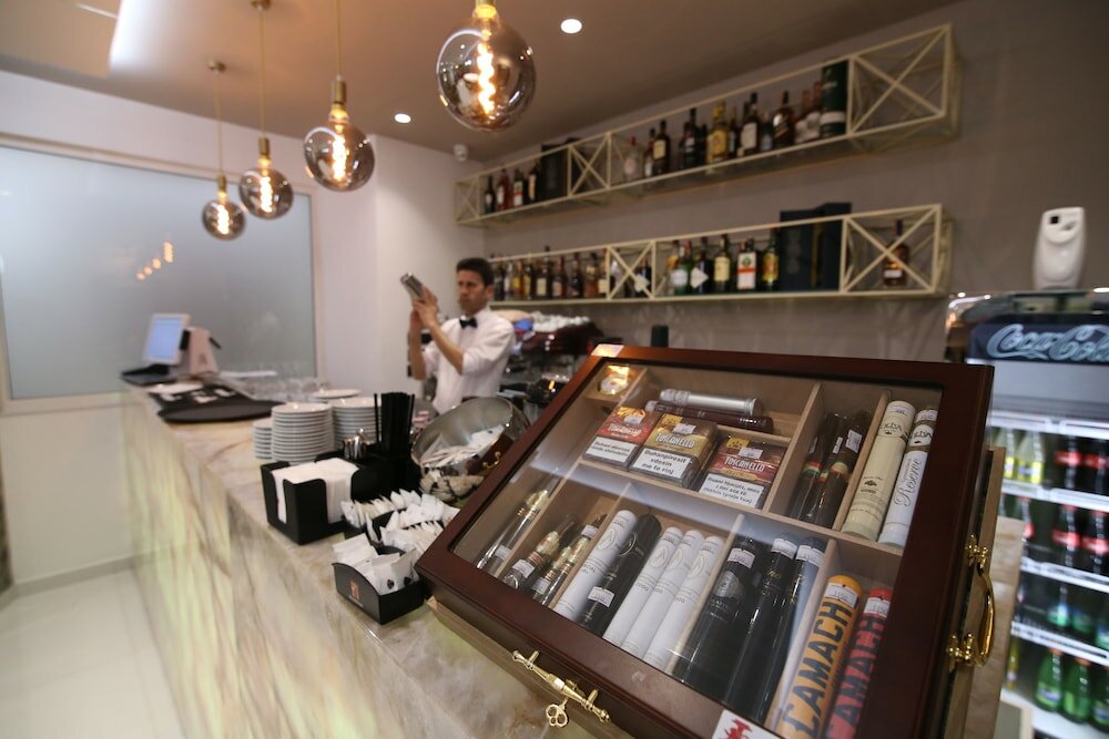 Фото Emerald Boutique Hotel